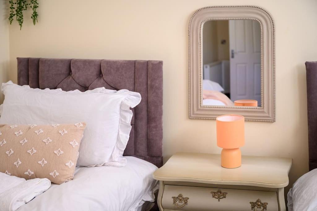 Charming Luxury Apartment Peak District Матлок Екстериор снимка