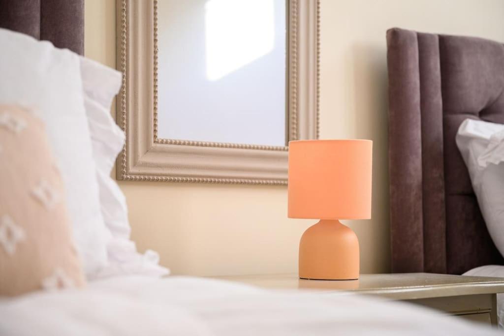 Charming Luxury Apartment Peak District Матлок Екстериор снимка