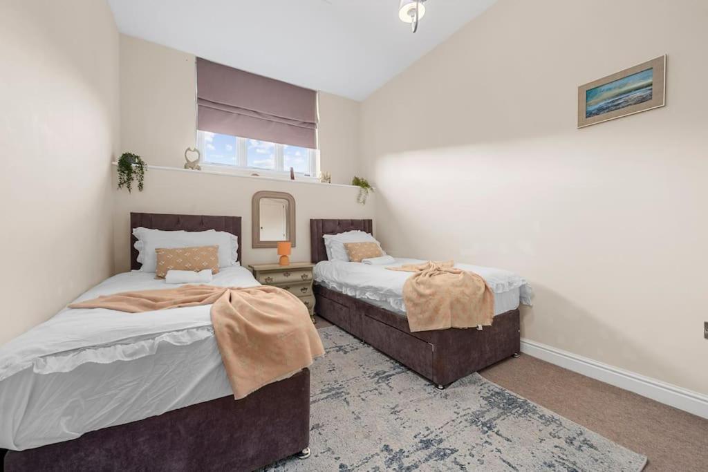 Charming Luxury Apartment Peak District Матлок Екстериор снимка